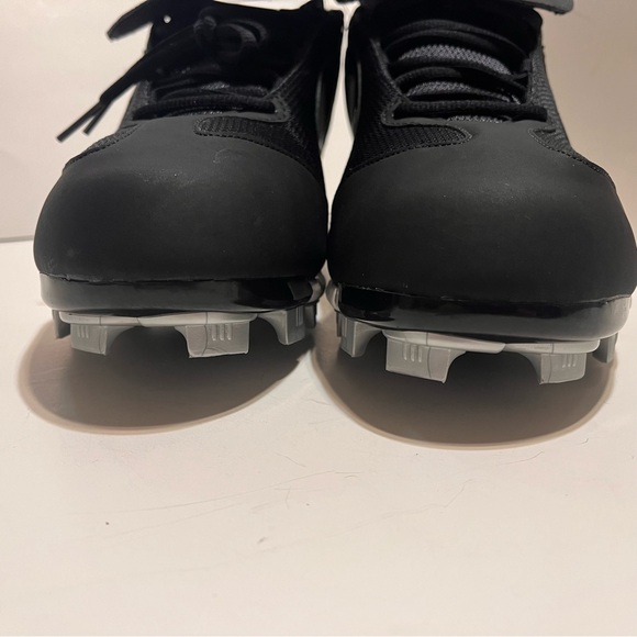 Adidas Black and White Men's Baseball Cleats Size 13.5 - Picture 5 of 12